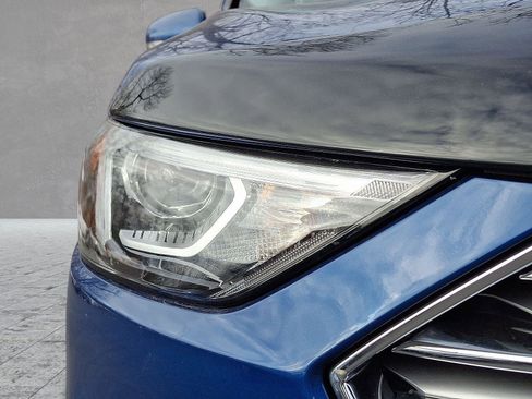 Used 2020 Ford Edge SEL w/ Convenience Package image 8