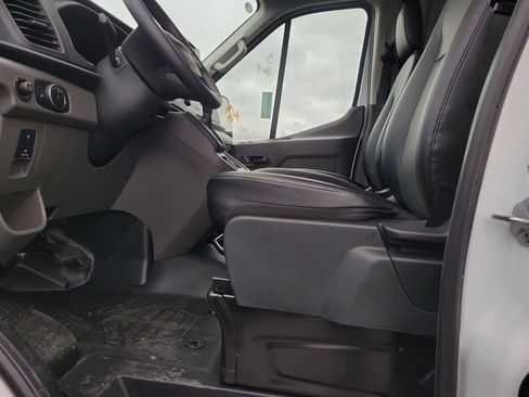 New 2026 Ford Transit 250 148 Medium Roof image 16