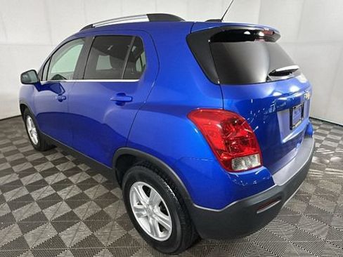 Used 2016 Chevrolet Trax LT FWD image 5