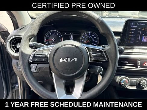 Used 2022 Kia Forte LXS w/ LXS Technology Package FWD image 18