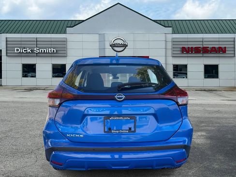 Used 2025 Nissan Kicks Play S image 5