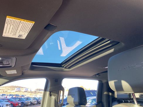 Used 2019 GMC Sierra 1500 AT4 w/ AT4 Premium Package image 13