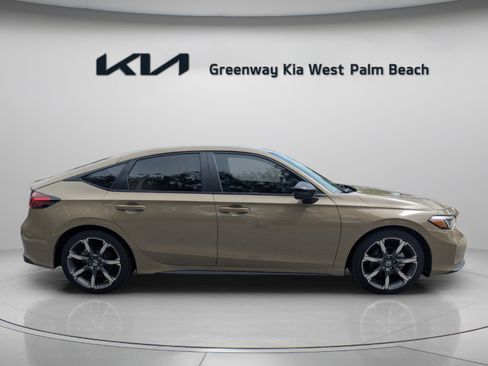 Used 2025 Honda Civic Sport Touring image 8