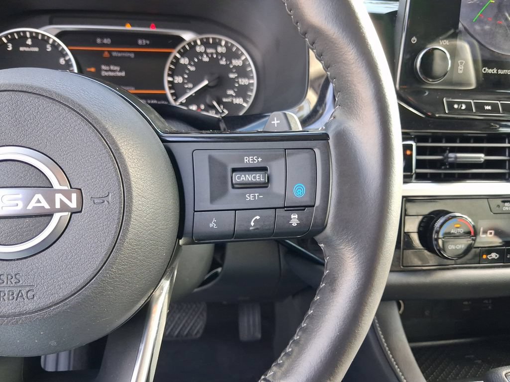 Certified 2025 Nissan Pathfinder SL FWD image 25