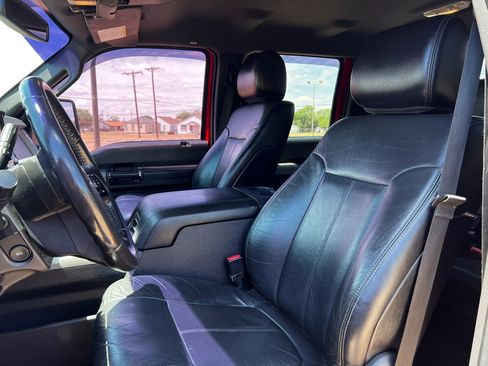 Used 2014 Ford F250 Lariat w/ Chrome Package AWD/4WD image 13
