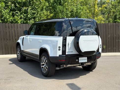 New 2026 Land Rover Defender 110 S AWD/4WD image 3