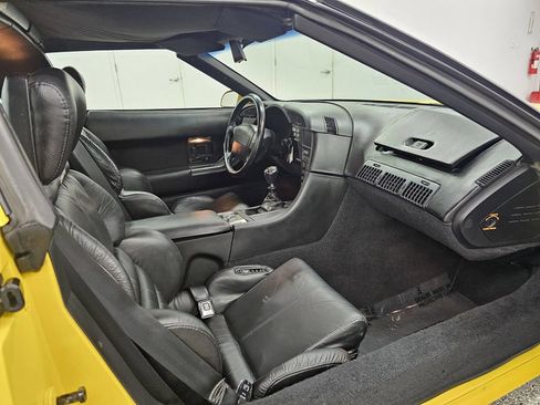 Used 1991 Chevrolet Corvette Coupe RWD image 21
