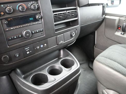 Used 2023 Chevrolet Express 2500 w/ Driver Convenience Package image 4