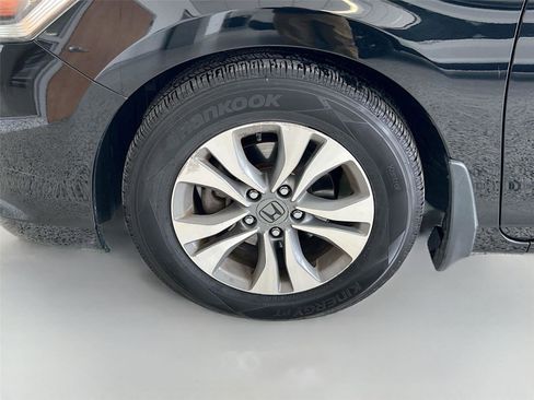 Used 2015 Honda Accord LX image 27