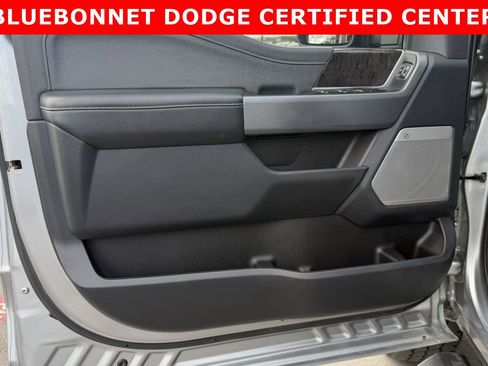 Used 2024 Ford F250 Lariat w/ Lariat Ultimate Package AWD/4WD image 9