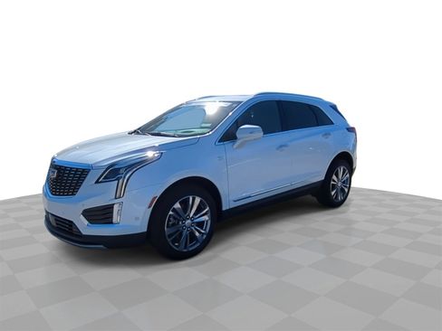 Certified 2024 Cadillac XT5 Premium Luxury w/ Platinum Package image 4