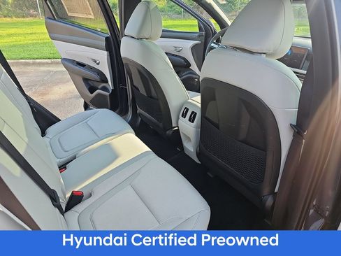 Certified 2025 Hyundai Tucson Limited FWD image 11