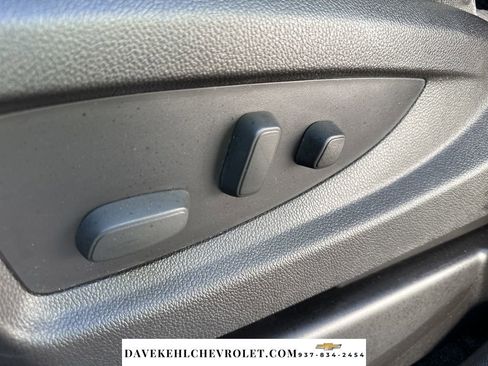 Used 2017 GMC Sierra 1500 SLE w/ SLE Value Package image 16