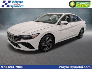 Used 2025 Hyundai Elantra Limited 360° Tour