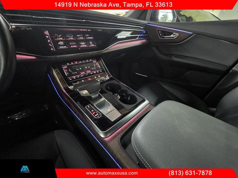 Used 2019 Audi Q8 Prestige AWD/4WD image 34