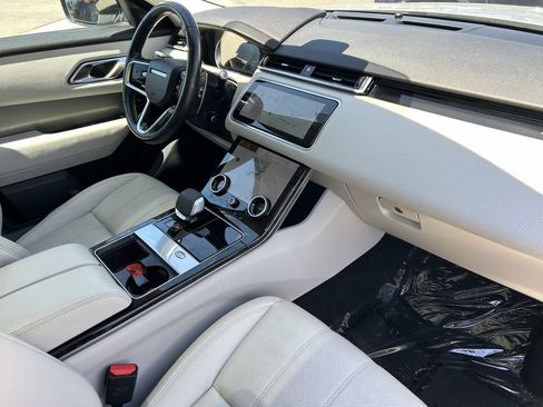 Used 2021 Land Rover Range Rover Velar S AWD/4WD image 10