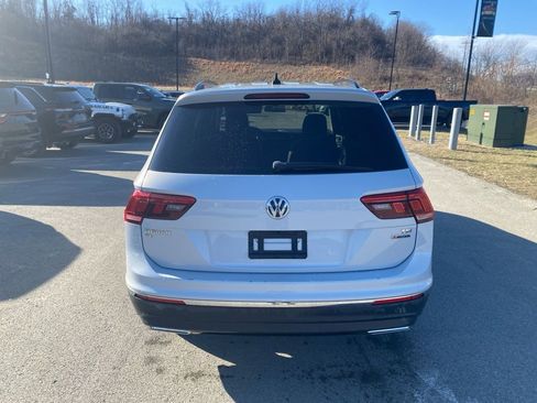 Used 2018 Volkswagen Tiguan S image 3