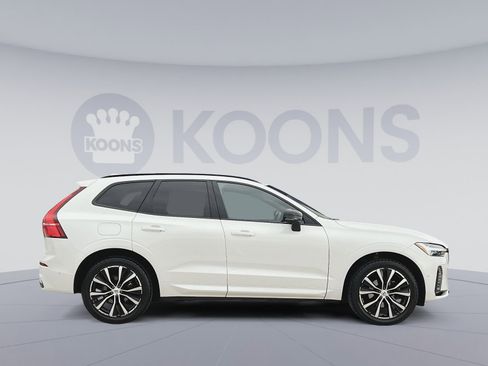 Certified 2023 Volvo XC60 B5 Plus w/ Climate Package image 8