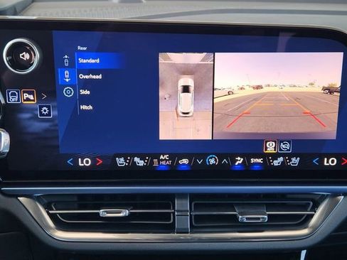 New 2026 Chevrolet Equinox EV LT w/ Convenience Package II FWD image 43