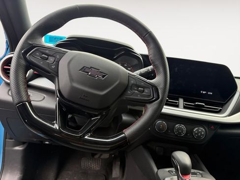 Used 2025 Chevrolet Trax RS w/ Driver Confidence Package FWD image 10