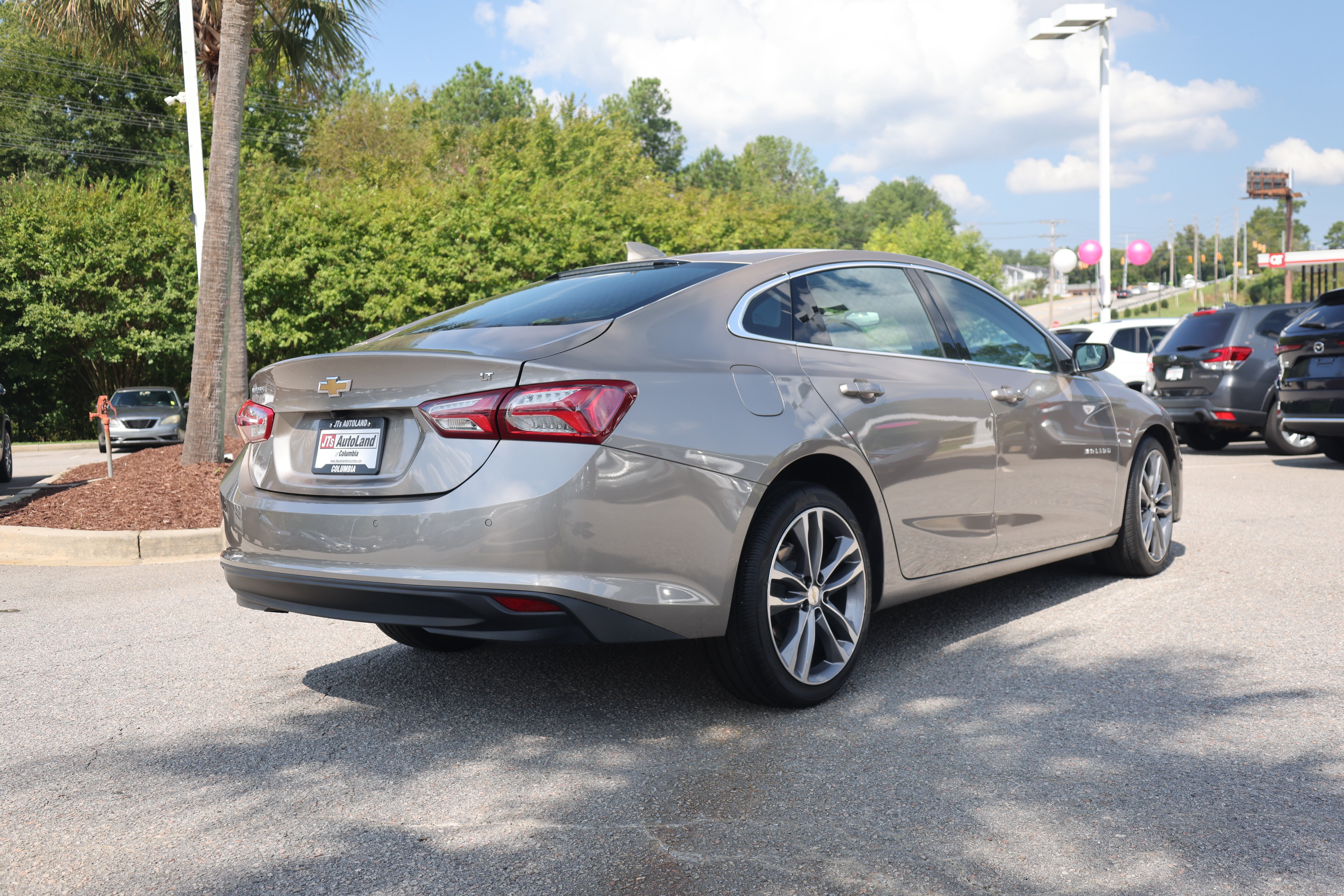Used 2024 Chevrolet Malibu LT FWD image 5
