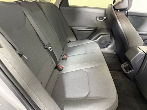 Used 2025 Kia K4 FWD image 27