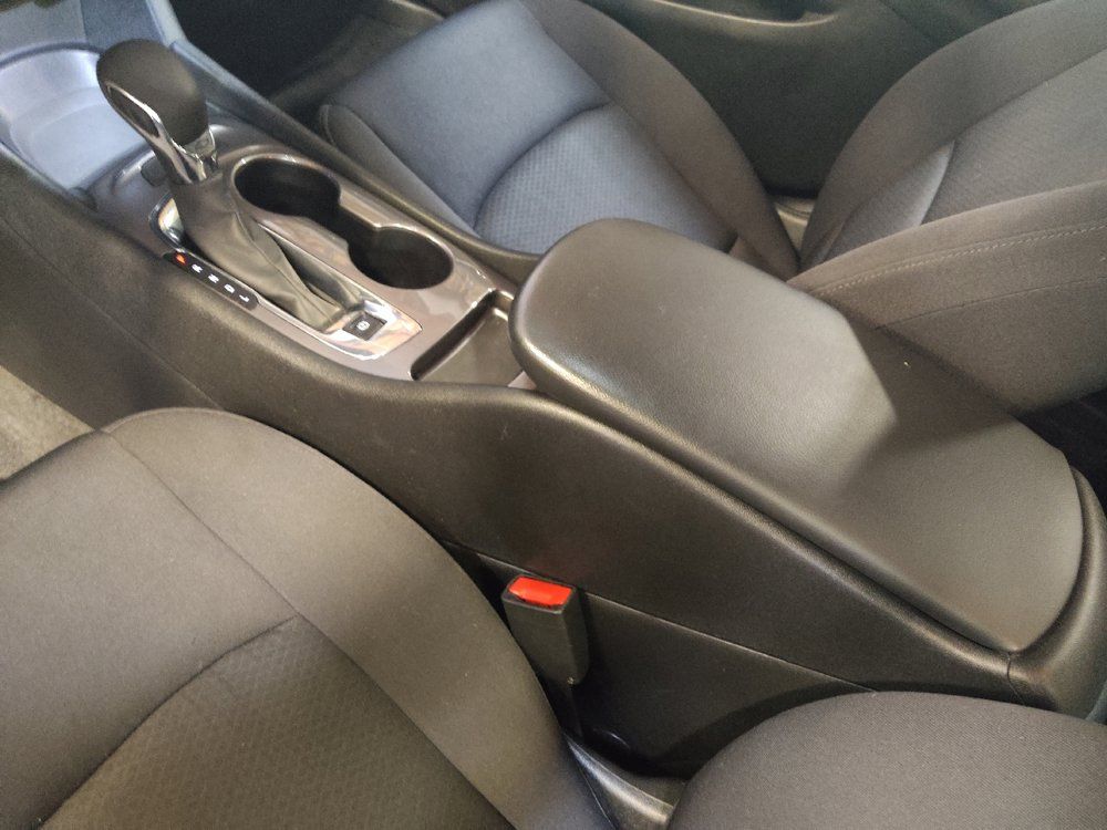 Used 2023 Chevrolet Malibu LS FWD image 26
