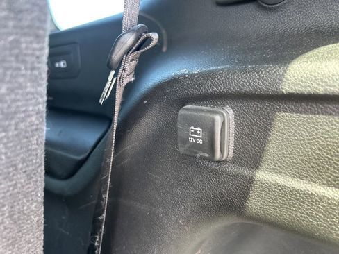 Used 2025 Jeep Grand Cherokee L Limited image 29