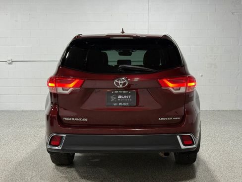 Used 2017 Toyota Highlander Limited Platinum image 5