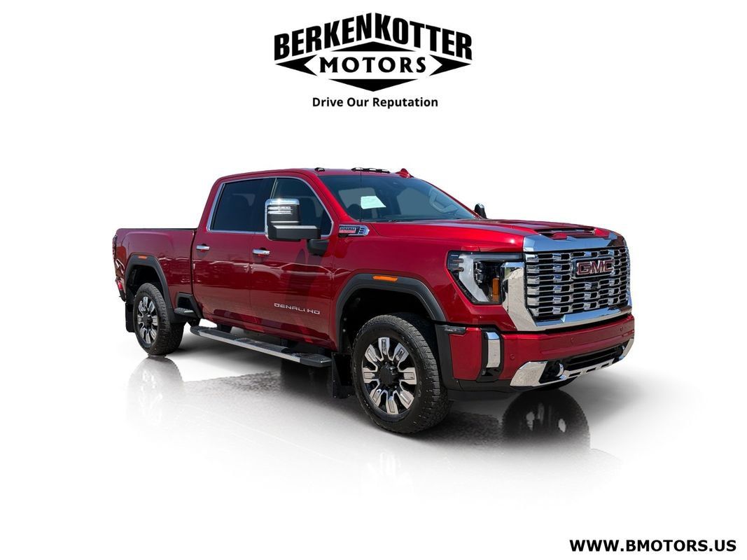 Used 2024 GMC Sierra 3500 Denali w/ Denali Reserve Package AWD/4WD image 1