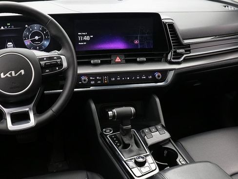 Used 2023 Kia Sportage SX image 15