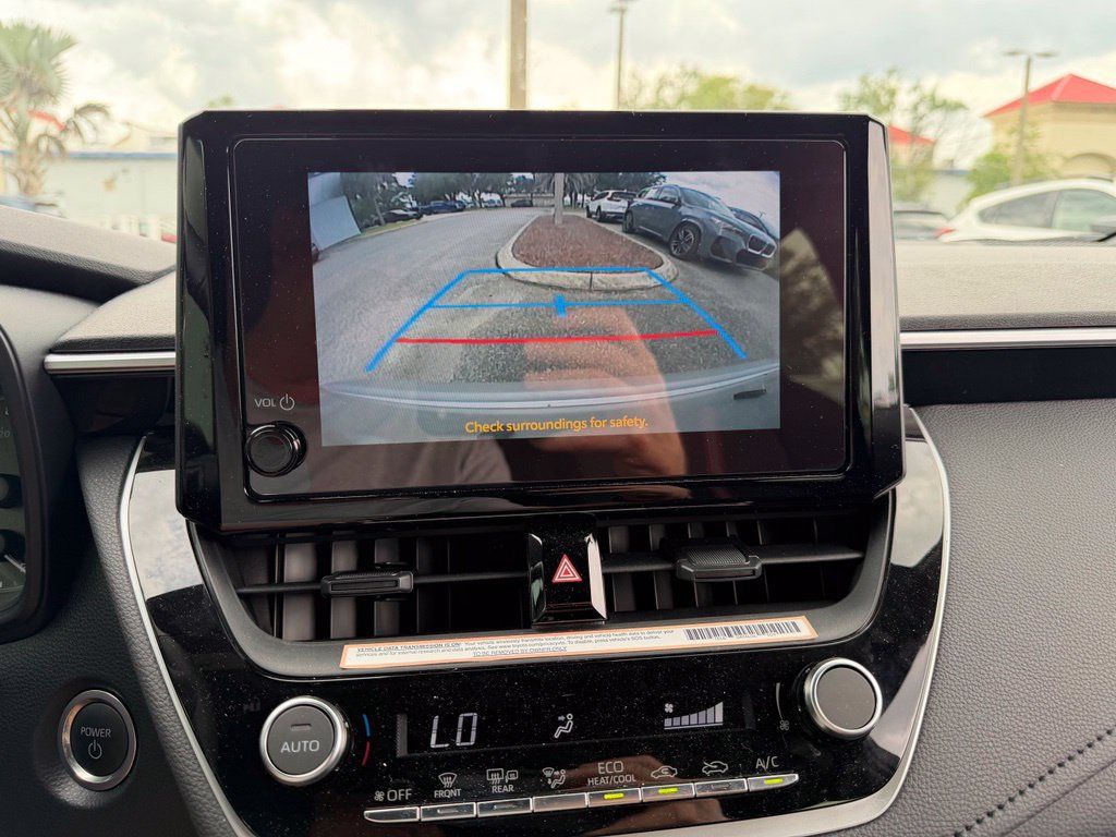 Used 2024 Toyota Corolla SE FWD image 27