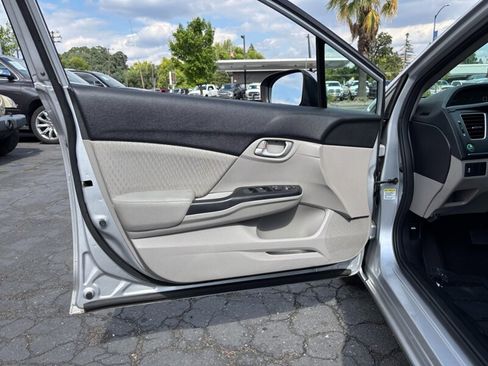 Used 2014 Honda Civic LX image 16