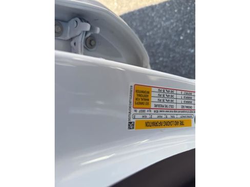 New 2026 GMC Sierra 1500 SLT w/ SLT Convenience Package image 23