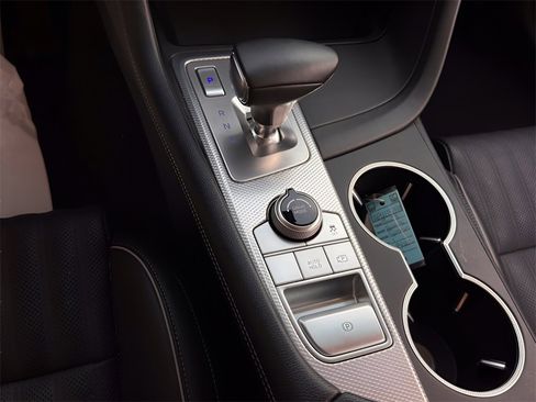 Used 2023 Genesis G70 3.3T image 16