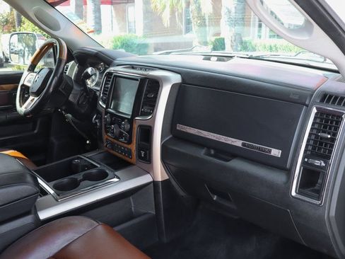Used 2015 RAM 2500 Longhorn w/ Convenience Group AWD/4WD image 46