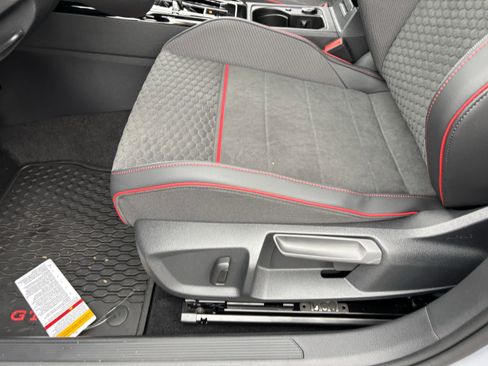 New 2026 Volkswagen GTI SE image 16