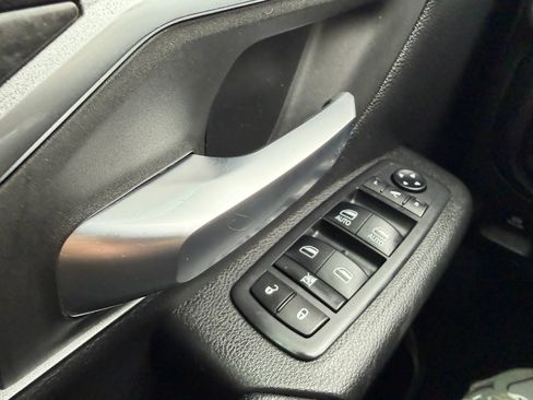 Used 2019 RAM 1500 Big Horn AWD/4WD image 29