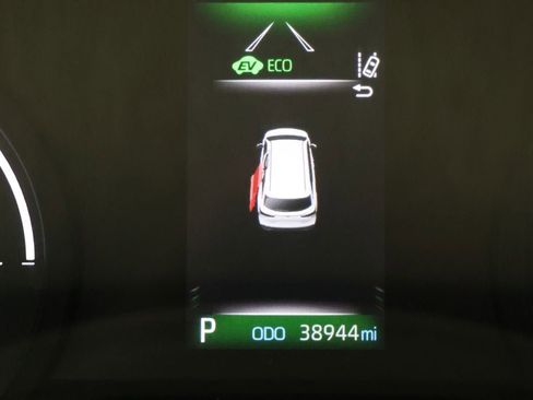 Used 2024 Toyota Sienna LE image 18