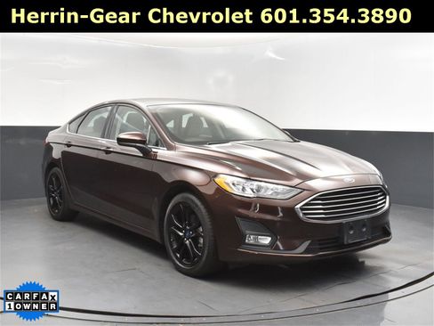 Used 2019 Ford Fusion SE w/ Equipment Group 151A image 9