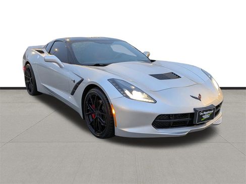 Used 2016 Chevrolet Corvette Stingray Coupe image 3