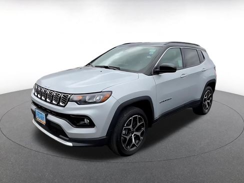 Used 2025 Jeep Compass Limited AWD/4WD image 7