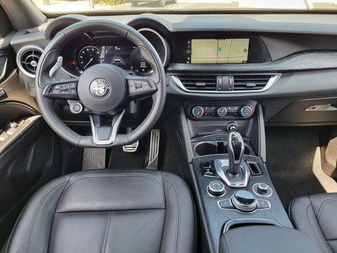 Used 2024 Alfa Romeo Stelvio Sprint RWD image 4
