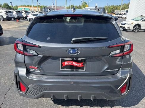 Used 2025 Subaru Crosstrek 2.0i Premium image 4