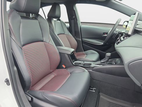 Used 2025 Toyota Corolla XSE image 10