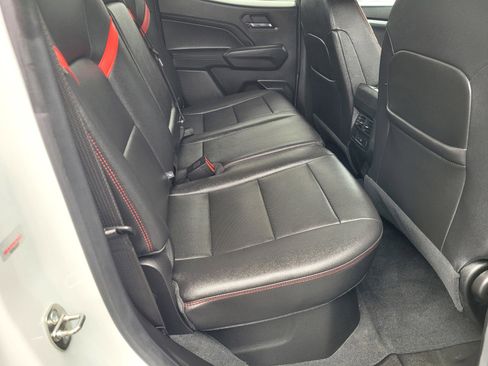 Used 2023 Chevrolet Colorado Z71 w/ Z71 Convenience Package 2 image 18