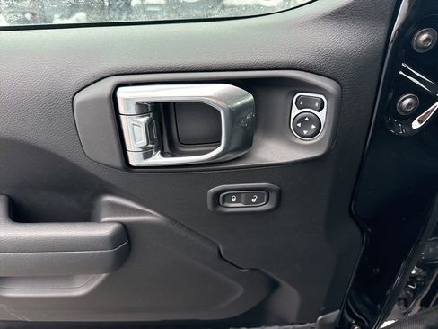 New 2026 Jeep Wrangler Unlimited Sport AWD/4WD image 18