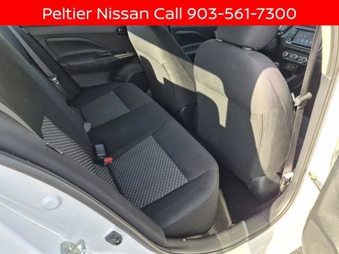 Used 2021 Nissan Versa S FWD image 13