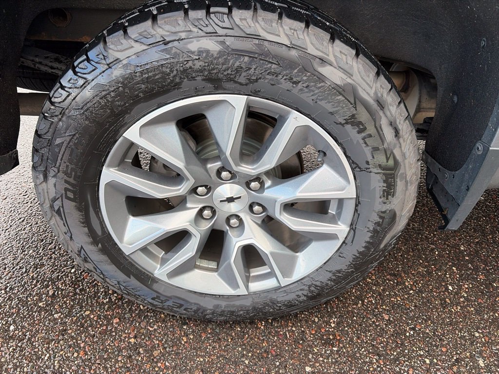 Used 2021 Chevrolet Silverado 1500 RST AWD/4WD image 10