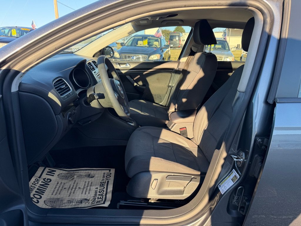 Used 2010 Volkswagen Jetta S FWD image 10